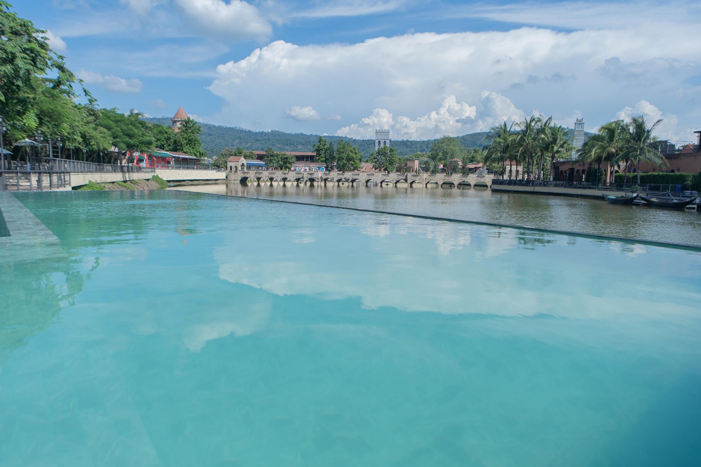 Infinity Pool